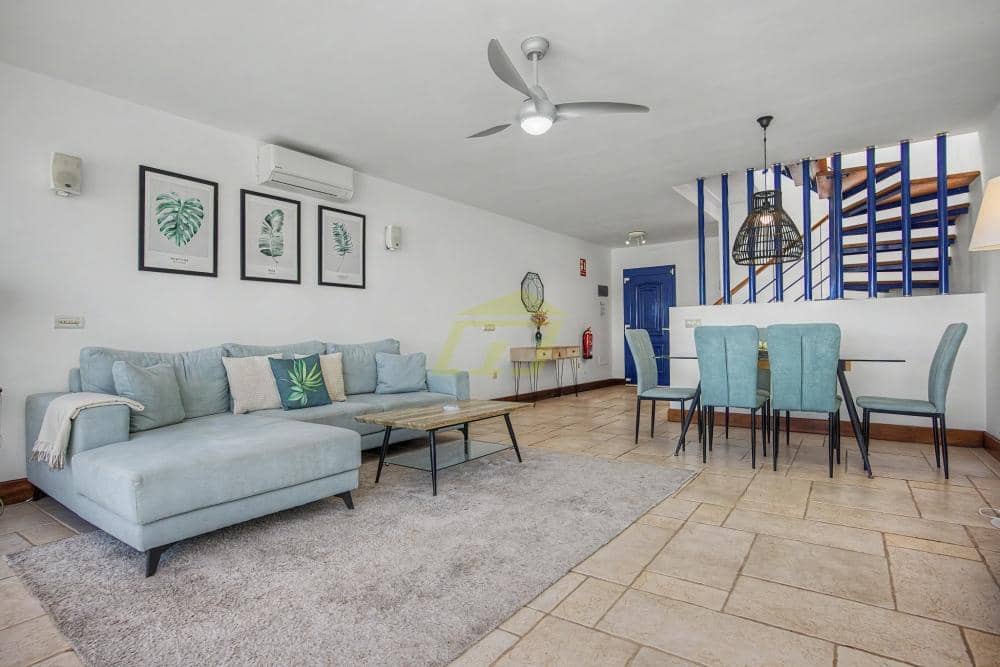 3 bedroom Villa for sale in Puerto Calero with pool - € 695,000 (Ref: 9928668)
