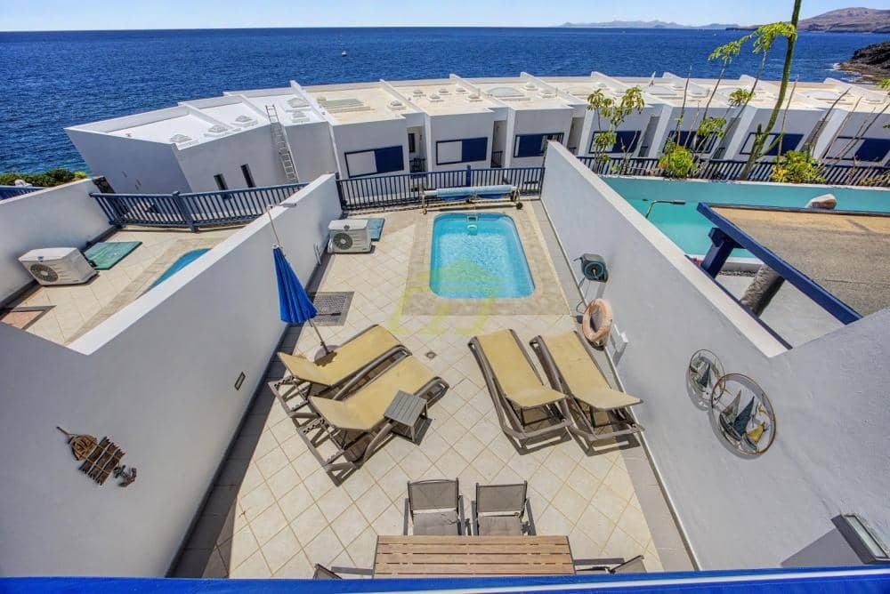 3 bedroom Villa for sale in Puerto Calero with pool - € 695,000 (Ref: 9928668)