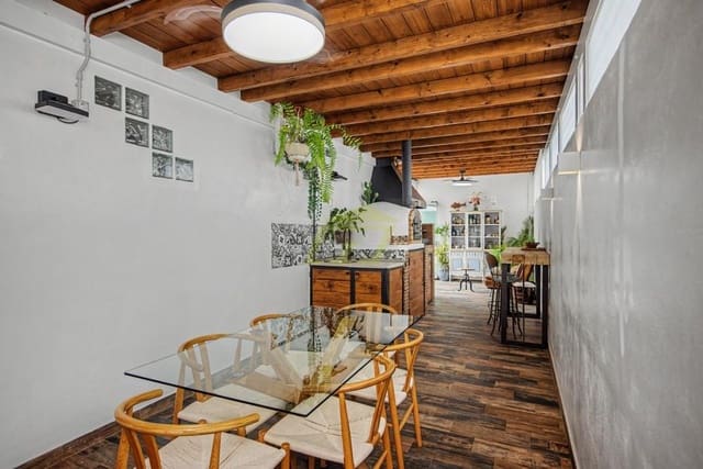 2 sypialnia Willa na sprzedaż w Playa Blanca, Yaiza z garażem - 395 000 € (Ref: 9939300)