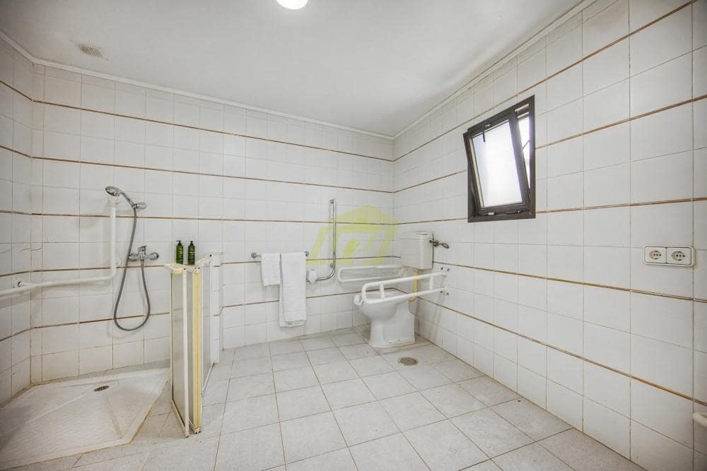 2 bedroom Villa for sale in Costa Teguise with pool - € 310,000 (Ref: 9946916)