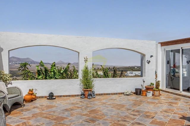 3 chambre Bungalow à vendre à Teguise avec garage - 499 950 € (Ref: 9950919)