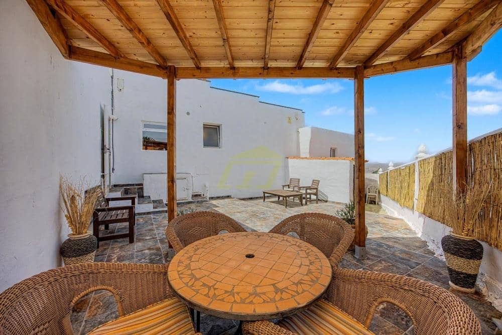 3 sovrum Bungalow till salu i Teguise med garage - 499 950 € (Ref: 9950919)