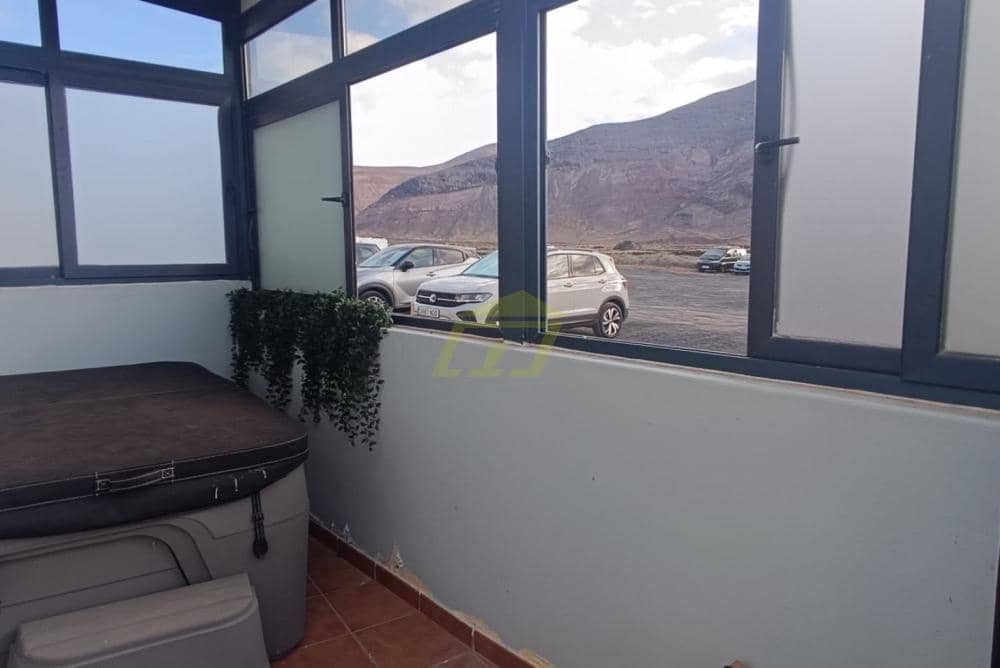 3 bedroom Apartment for sale in Orzola - € 279,500 (Ref: 9956708)