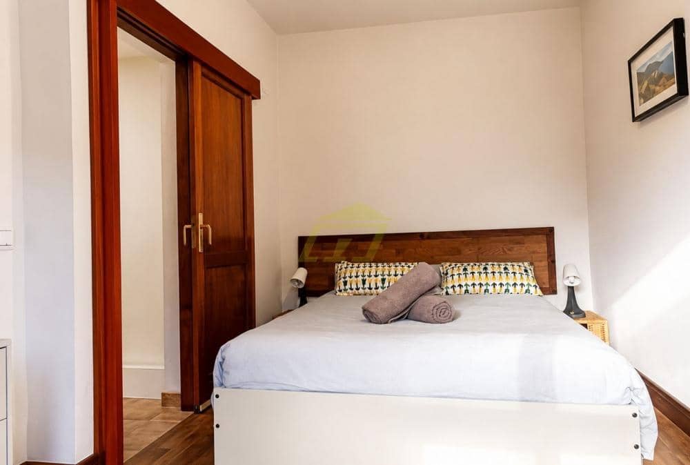 3 bedroom Apartment for sale in Orzola - € 279,500 (Ref: 9956708)