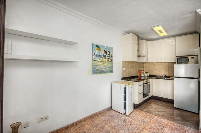 2 soveværelse Lejlighed til salg i Puerto del Carmen, Tías - € 279.000 (Ref: 9959051)