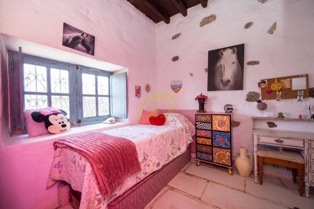 6 sypialnia Willa na sprzedaż w Macher z basenem - 990 000 € (Ref: 9959052)