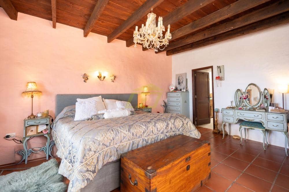 6 sypialnia Willa na sprzedaż w Macher z basenem - 990 000 € (Ref: 9959052)