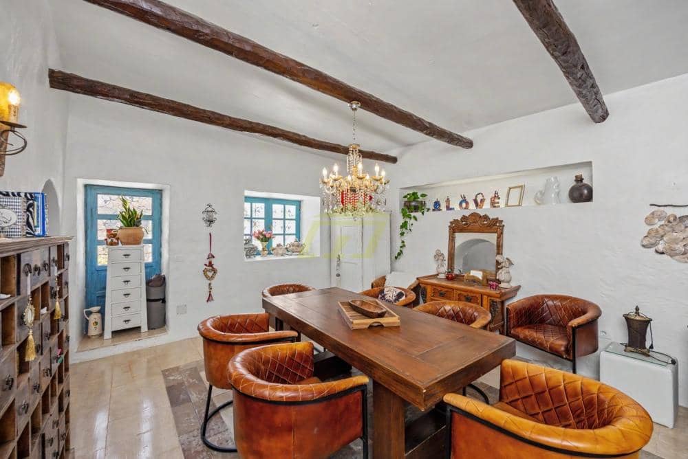 6 sypialnia Willa na sprzedaż w Macher z basenem - 990 000 € (Ref: 9959052)