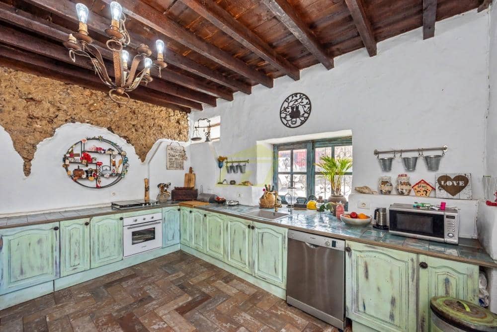 6 sypialnia Willa na sprzedaż w Macher z basenem - 990 000 € (Ref: 9959052)