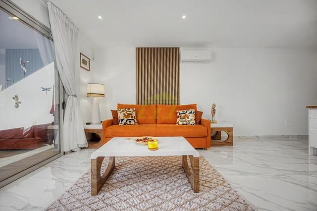 2 sypialnia Apartament na sprzedaż w Puerto del Carmen, Tías z basenem - 399 999 € (Ref: 9964619)