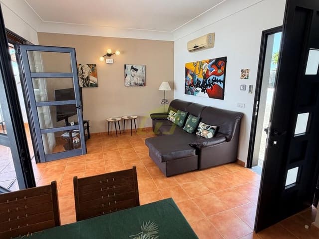 2 quarto Moradia para venda em Playa Blanca, Yaiza com piscina - 435 000 € (Ref: 9964621)
