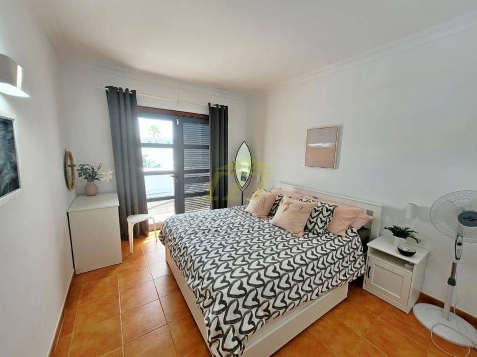 3 soverom Villa til salgs i Playa Blanca med svømmebasseng garasje - € 475 000 (Ref: 9969156)