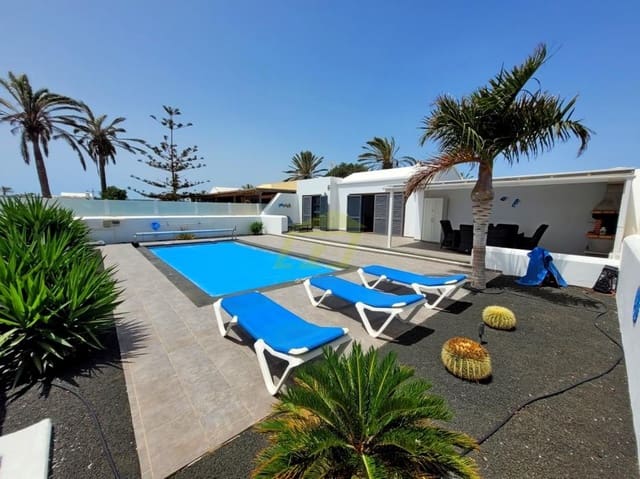 3 soverom Villa til salgs i Playa Blanca, Yaiza med svømmebasseng garasje - € 475 000 (Ref: 9969156)