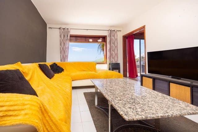 4 soverom Villa til salgs i Guime, San Bartolomé med svømmebasseng garasje - € 480 000 (Ref: 9974587)