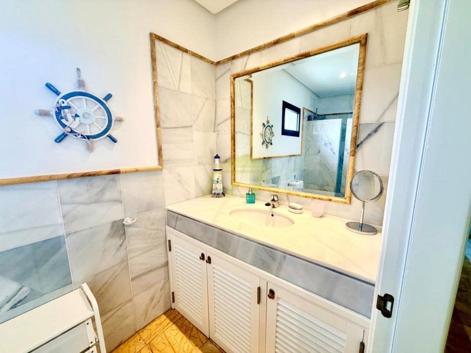 2 soverom Villa til salgs i Playa Blanca med svømmebasseng - € 495 000 (Ref: 9978122)