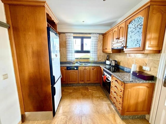 2 soverom Villa til salgs i Playa Blanca, Yaiza med svømmebasseng - € 495 000 (Ref: 9978122)
