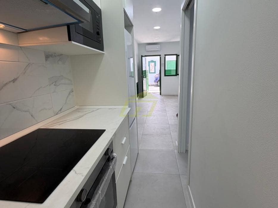 2 Zimmer Gewerbe zu verkaufen in Playa Blanca - 169.000 € (Ref: 9984298)