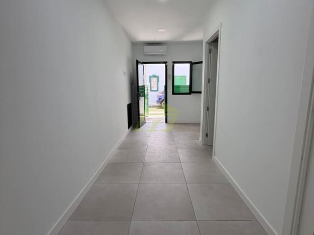 2 Zimmer Gewerbe zu verkaufen in Playa Blanca, Yaiza - 169.000 € (Ref: 9984298)