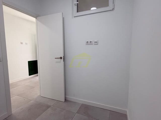 2 Zimmer Gewerbe zu verkaufen in Playa Blanca, Yaiza - 169.000 € (Ref: 9984298)