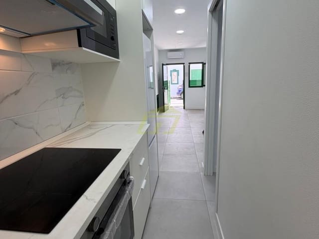 2 Zimmer Gewerbe zu verkaufen in Playa Blanca, Yaiza - 169.000 € (Ref: 9984298)