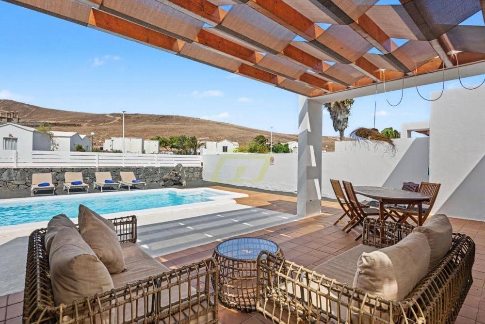 2 camera da letto Bungalow in vendita in Playa Blanca con piscina garage - 480.000 € (Rif: 9993752)