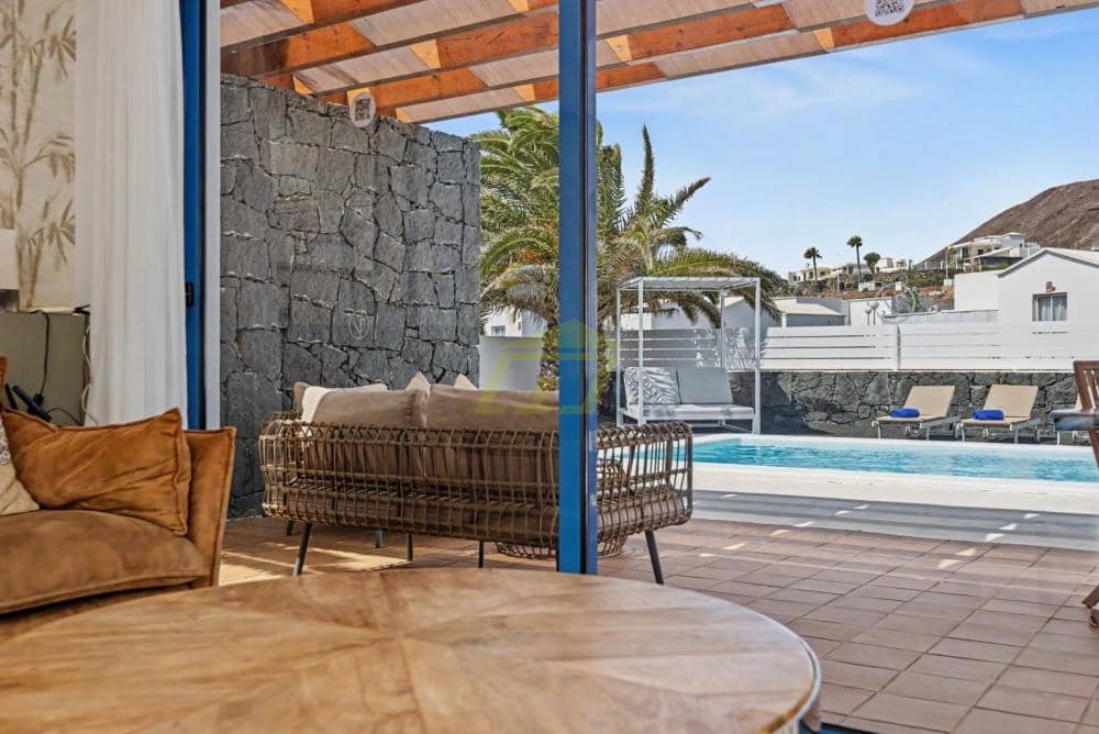 2 camera da letto Bungalow in vendita in Playa Blanca con piscina garage - 480.000 € (Rif: 9993752)