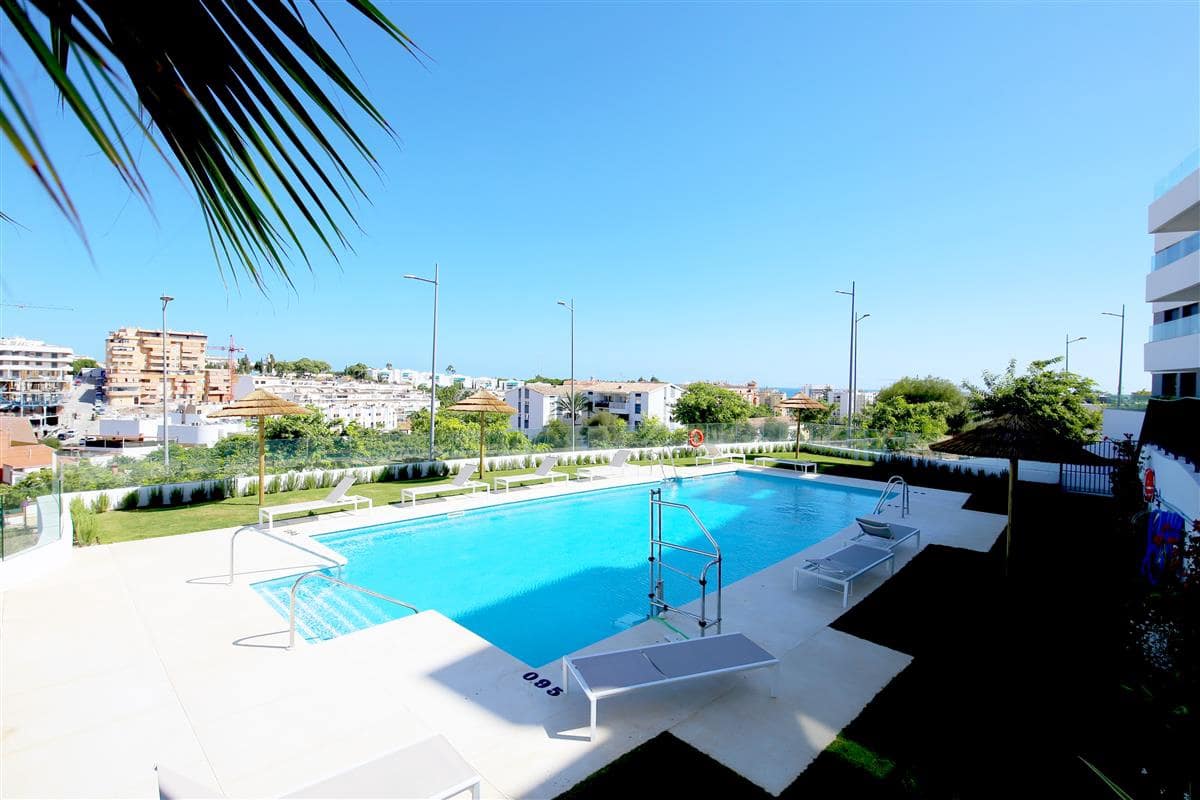 3 soveværelse Lejlighed til leje i Estepona med swimmingpool garage - € 2.900 (Ref: 10101038)