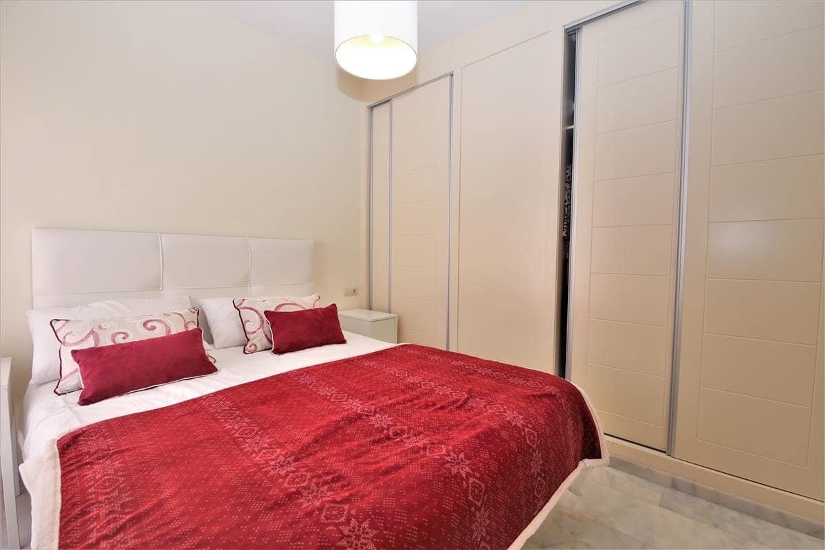 2 camera da letto Attico da affittare in Estepona con piscina - 1.450 € (Rif: 7591158)