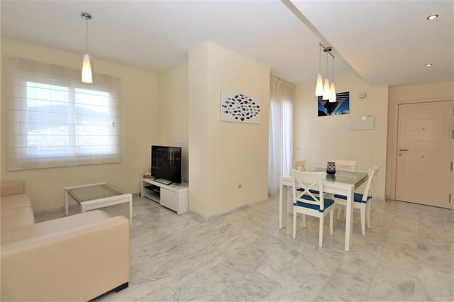 2 camera da letto Attico da affittare in Estepona con piscina - 1.450 € (Rif: 7591158)