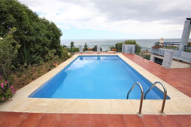 4 soverom Villa til salgs i Buenas Noches, Estepona med svømmebasseng - € 1 025 000 (Ref: 7591164)