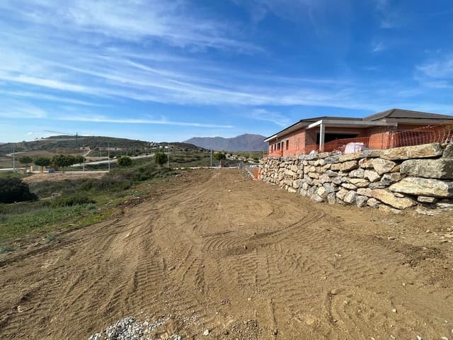 Building Plot for sale in Casares - € 210,000 (Ref: 7656257)