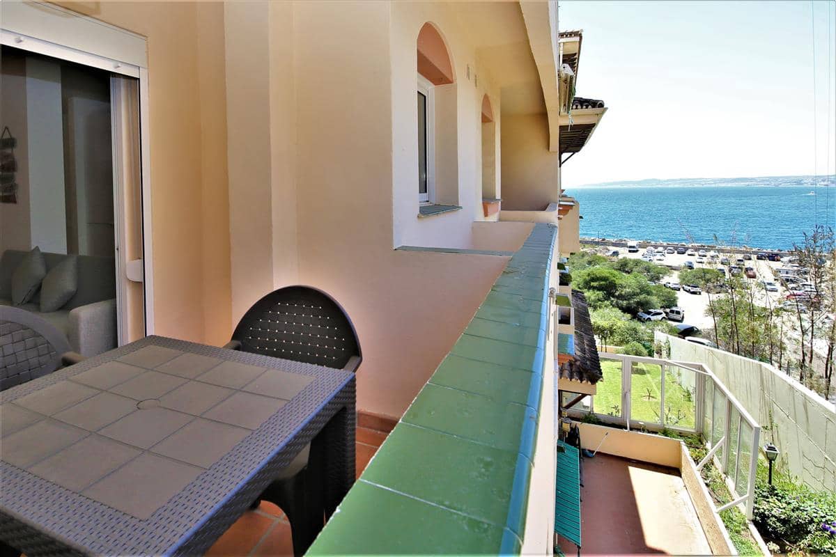 2 sovrum Lägenhet att hyra i Estepona med pool garage - 1 450 € (Ref: 8283627)