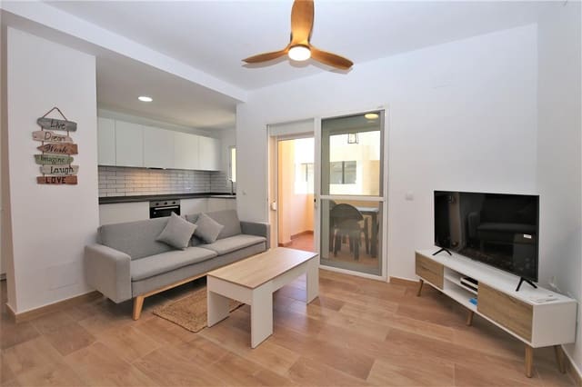 2 soverom Leilighet til leie i Estepona med svømmebasseng garasje - € 1 450 (Ref: 8283627)