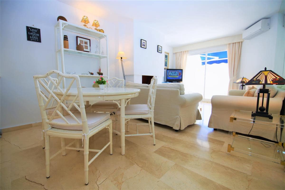 2 Zimmer Penthouse zu verkaufen in Estepona mit Pool Garage - 695.000 € (Ref: 8604471)