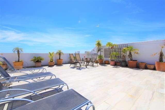 2 Zimmer Penthouse zu verkaufen in Estepona mit Pool Garage - 695.000 € (Ref: 8604471)