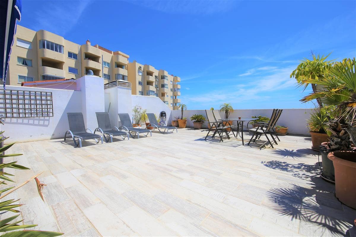 2 Zimmer Penthouse zu verkaufen in Estepona mit Pool Garage - 695.000 € (Ref: 8604471)