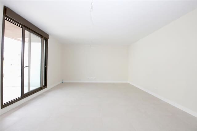 1 sypialnia Penthouse na sprzedaż w Estepona z basenem - 325 000 € (Ref: 9153008)