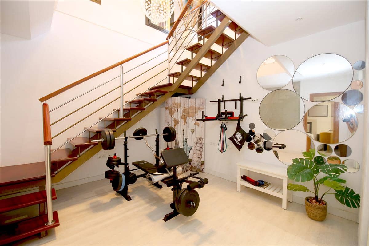 3 soveværelse Byhus til leje i Estepona med swimmingpool - € 3.000 (Ref: 9191587)