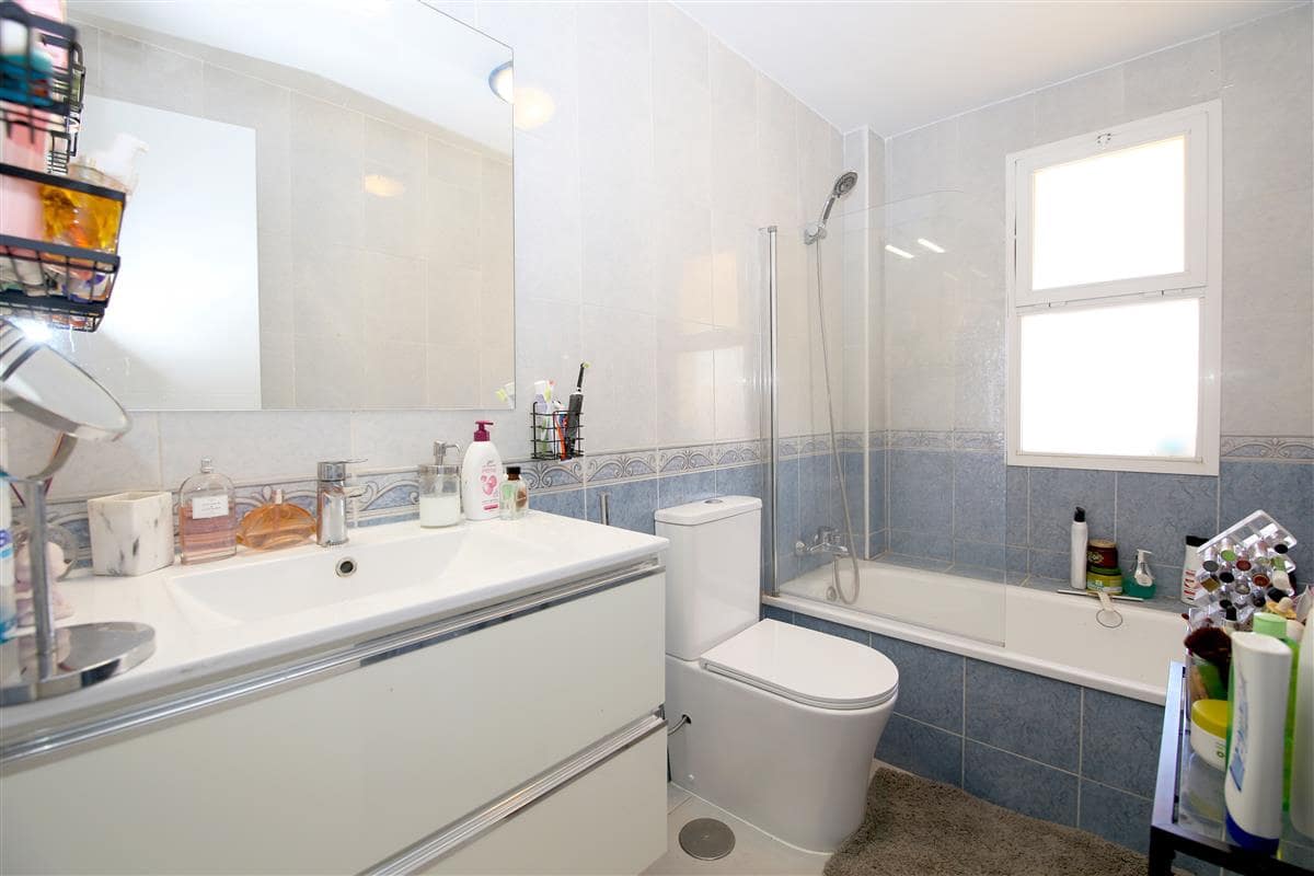 3 slaapkamer Huis te koop in Estepona met zwembad - € 365.000 (Ref: 9343574)