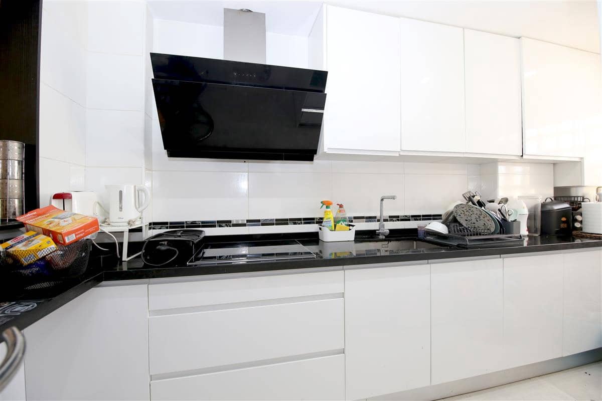 3 slaapkamer Huis te koop in Estepona met zwembad - € 365.000 (Ref: 9343574)