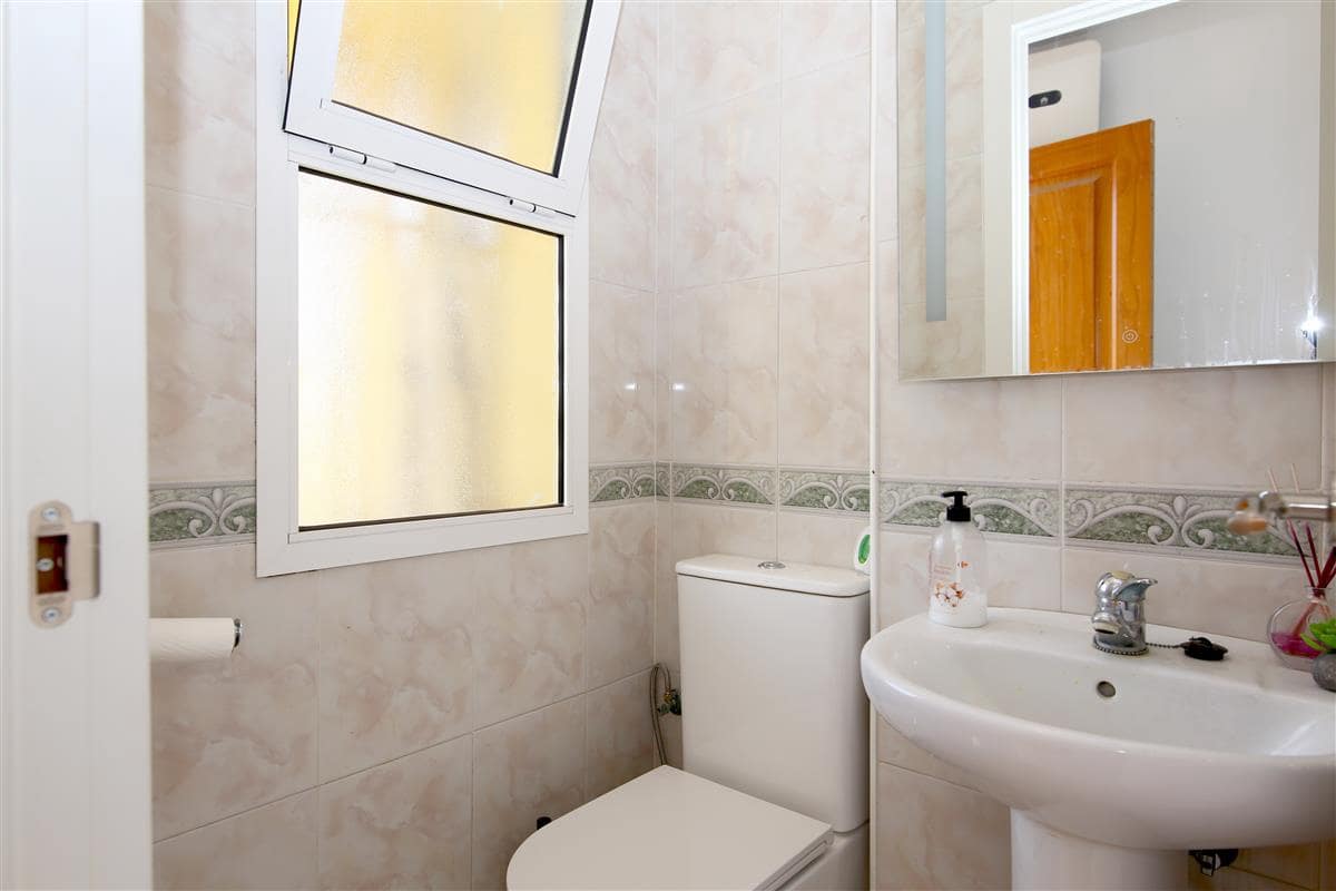 3 slaapkamer Huis te koop in Estepona met zwembad - € 365.000 (Ref: 9343574)