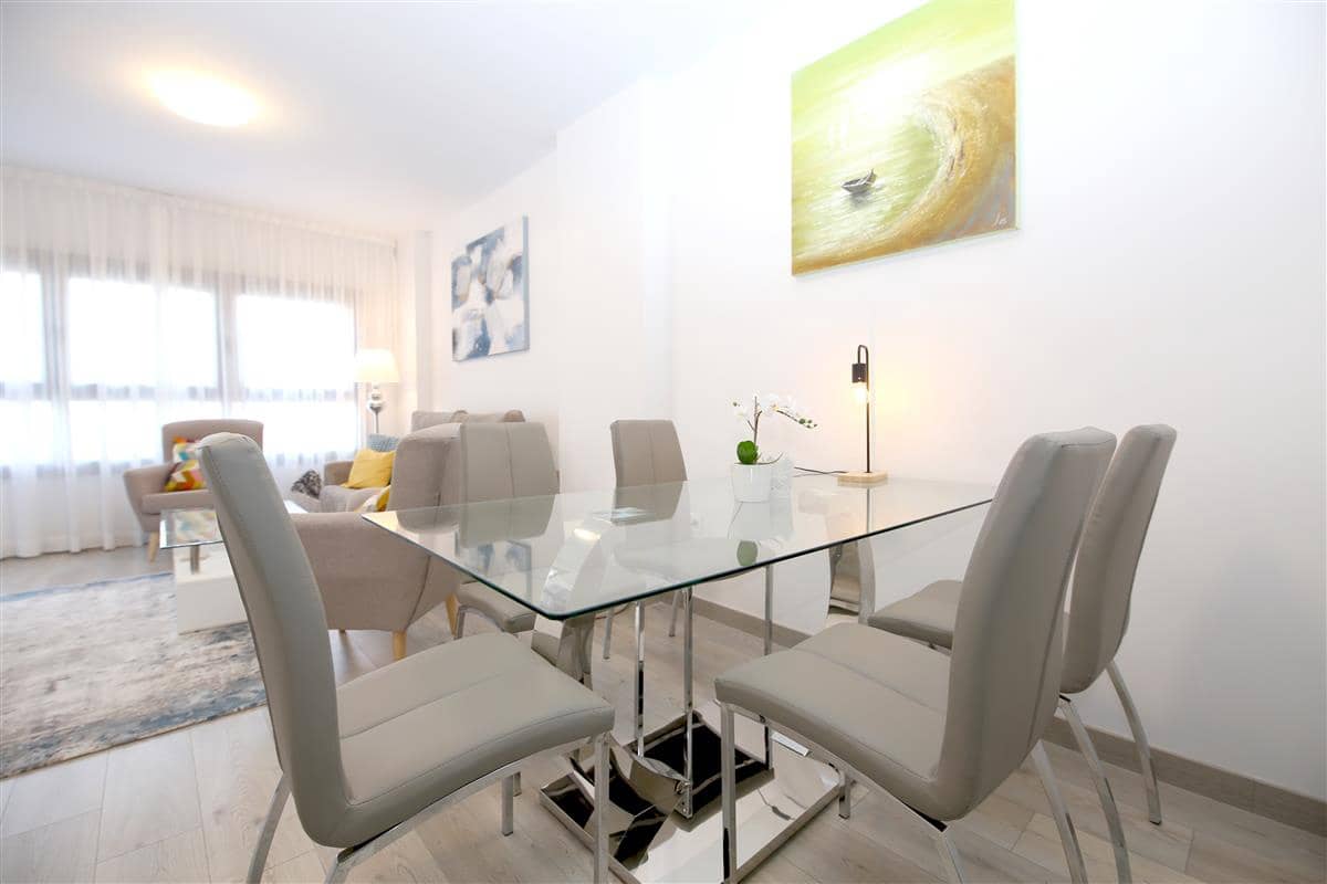 2 soverom Leilighet til salgs i Estepona med svømmebasseng garasje - € 380 000 (Ref: 9547080)