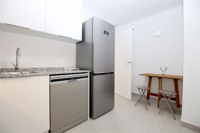 2 soverom Leilighet til salgs i Estepona med svømmebasseng garasje - € 380 000 (Ref: 9547080)