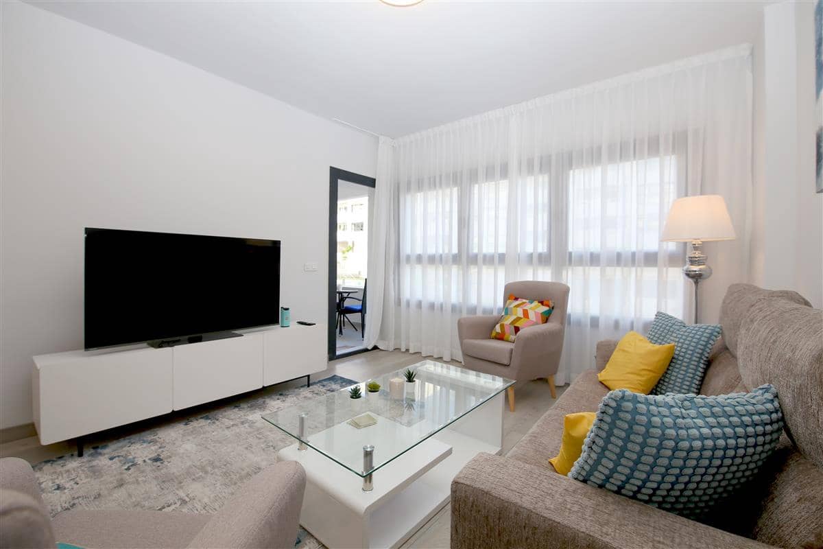 2 soverom Leilighet til salgs i Estepona med svømmebasseng garasje - € 380 000 (Ref: 9547080)