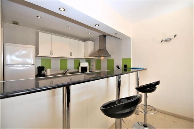 2 quarto Apartamento para venda em Estepona com piscina - 449 000 € (Ref: 9716595)