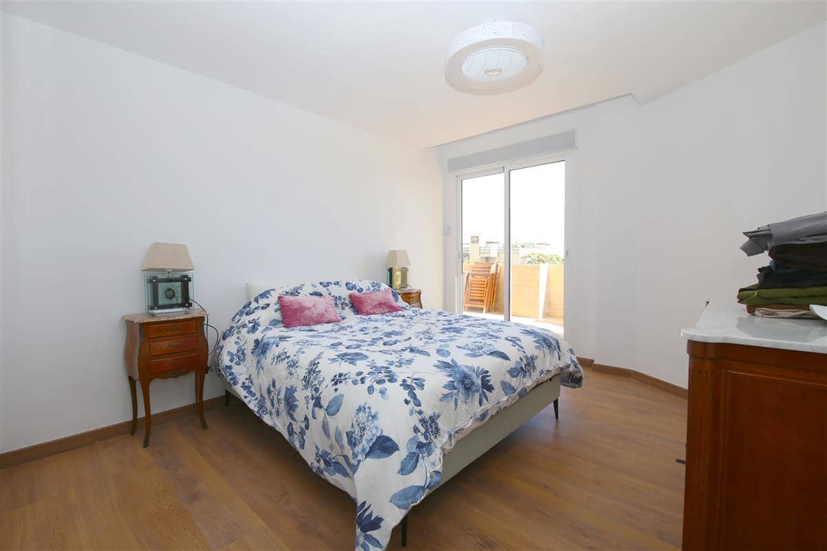 2 Zimmer Wohnung zu verkaufen in Estepona mit Pool - 524.900 € (Ref: 9807385)