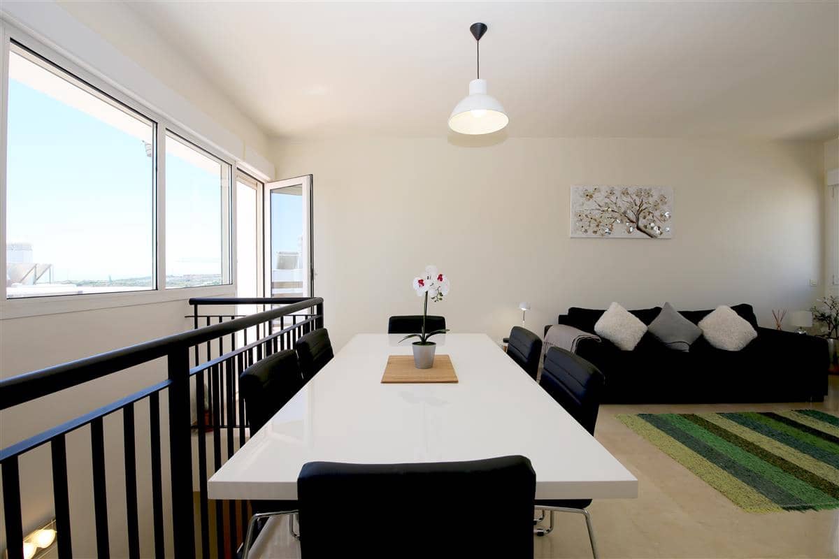 2 soverom Penthouse til salgs i Estepona med svømmebasseng garasje - € 299 950 (Ref: 9848056)