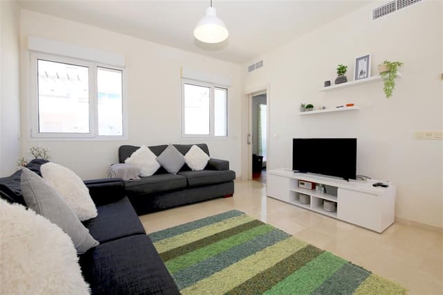 2 soverom Penthouse til salgs i Estepona med svømmebasseng garasje - € 299 950 (Ref: 9848056)