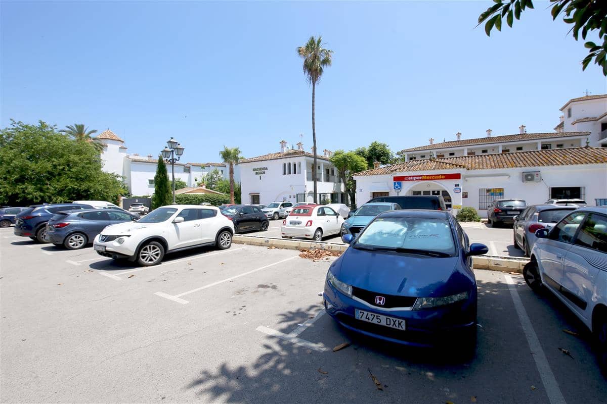 1 makuuhuone Asunto myytävänä paikassa Estepona - 215 000 € (Ref: 9909020)