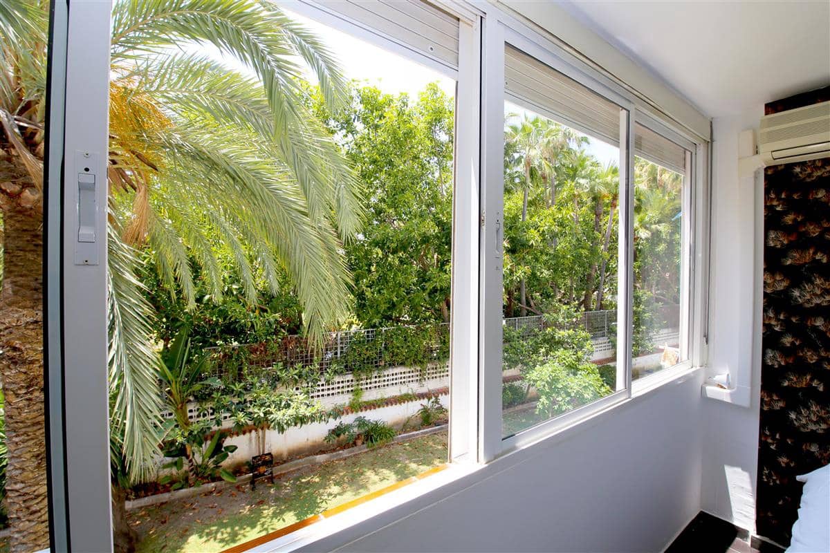 1 makuuhuone Asunto myytävänä paikassa Estepona - 215 000 € (Ref: 9909020)
